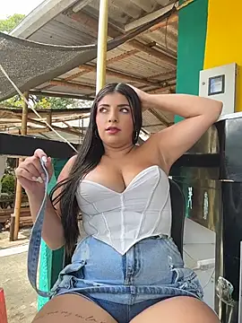 Isaa-Sweet online show from July 14, 6:12 pm