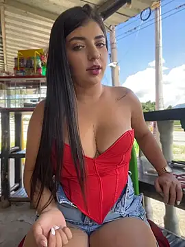 Isaa-Sweet online show from July 6, 5:15 pm