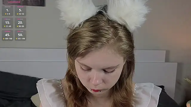 JulietteRain online show from June 12, 6:27 pm