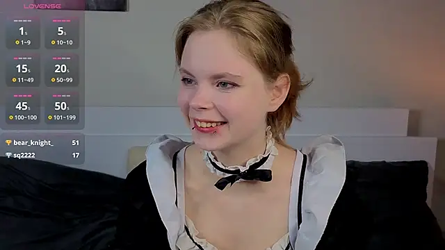 JulietteRain online show from June 28, 8:15 pm
