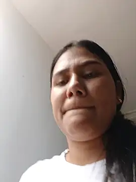 burbuja02 online show from July 25, 6:48 pm