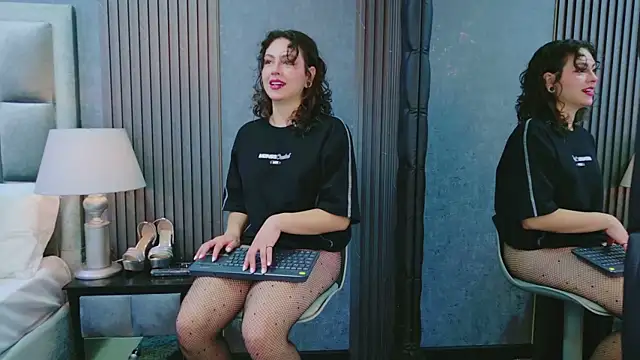 AtheneaCross online show from November 29, 8:13 pm