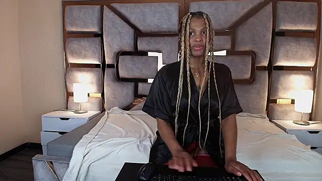 ArianaBeake online show from November 18, 8:21 pm