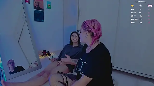 amywilld online show from June 21, 6:56 pm