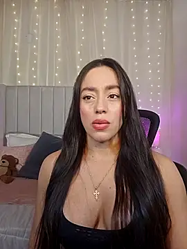 AriadnaTaylor online show from June 9, 5:56 pm