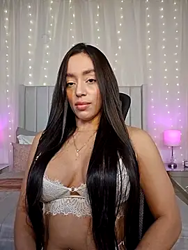 AriadnaTaylor online show from November 18, 7:15 pm