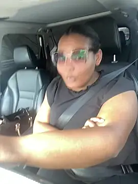 PoppyLuxe online show from April 4, 4:17 pm