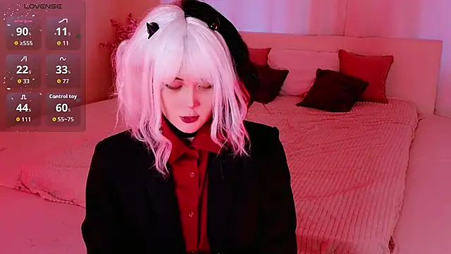 GothXRaven online show from March 18, 4:01 pm