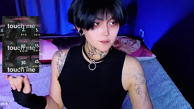 Snapshot of GothXRaven chatting on October 15, 4:09 pm GothXRaven online show from October 15, 4:09 pm