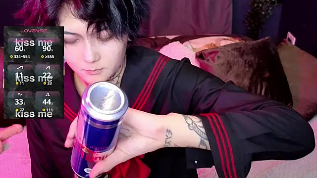 Snapshot of GothXRaven chatting on October 18, 4:10 pm GothXRaven online show from October 18, 4:10 pm