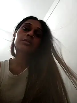 hotshreya69 online show from October 25, 4:36 pm