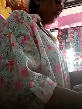 hotshreya69 online show from October 24, 8:54 am