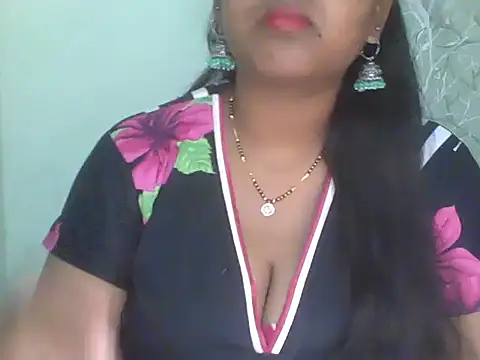 its me Rashmi online show from March 15, 5:37 pm