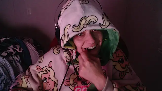 miss carmila1 online show from November 3, 12:25 am