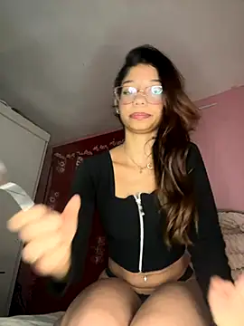 FadaPerigosa online show from October 9, 4:44 pm