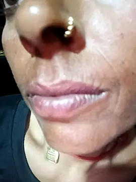 Snapshot of Suhana_pandit chatting on October 6, 11:31 pm Suhana pandit online show from October 6, 11:31 pm