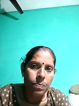 Snapshot of Suhana_pandit chatting on September 22, 11:47 pm Suhana pandit online show from September 22, 11:47 pm