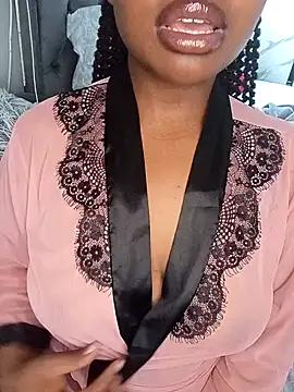 hornymommi online show from October 29, 10:19 am