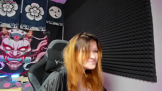 Nora lovvvv online show from October 25, 10:12 am