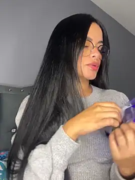 Melissa coch online show from March 18, 10:26 pm