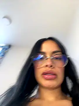 Melissa coch online show from November 7, 4:23 pm