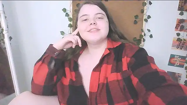 Snapshot of brattyprincessemma chatting on September 17, 9:18 am brattyprincessemma online show from September 17, 9:18 am