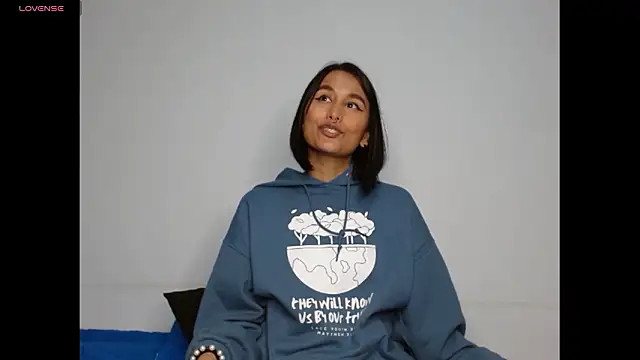 Gia Lee online show from March 5, 3:02 am