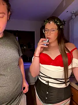 Mommasaurrex online show from September 19, 11:37 pm