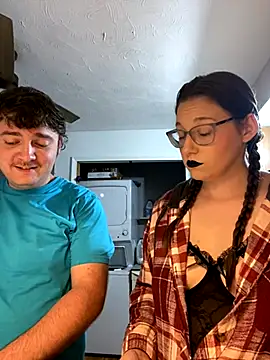 Mommasaurrex online show from September 11, 2:45 am