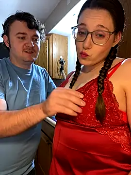 Mommasaurrex online show from September 9, 2:00 am