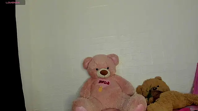 HaileyDuke online show from May 2, 8:34 pm