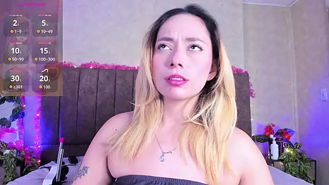 LanaMills  online show from June 30, 4:34 am