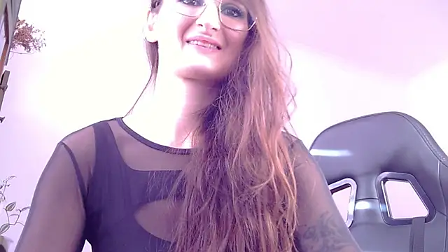 Snapshot of Nova_Mystic chatting on October 7, 12:20 pm Nova Mystic online show from October 7, 12:20 pm