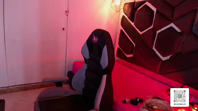 Melissa Adamsx online show from January 11, 7:52 pm