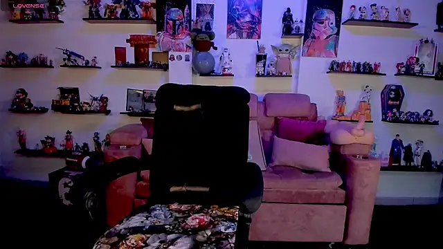 winnylove1 online show from June 5, 12:15 am