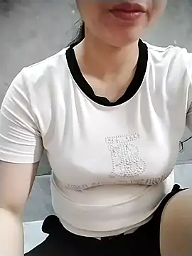 Mie rose online show from May 3, 1:09 am