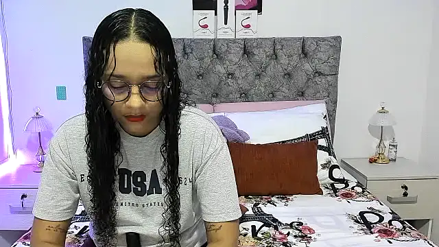 nay and aleja1 online show from June 30, 10:42 pm