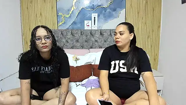 nay and aleja1 online show from July 11, 4:01 am