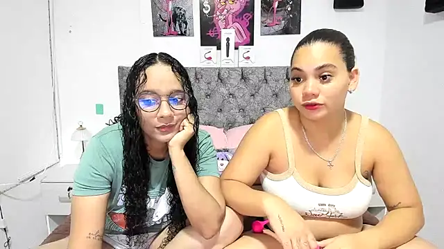 nay and aleja1 online show from June 19, 3:22 am