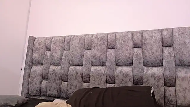 Lizbeth Rouse online show from October 18, 2:09 pm