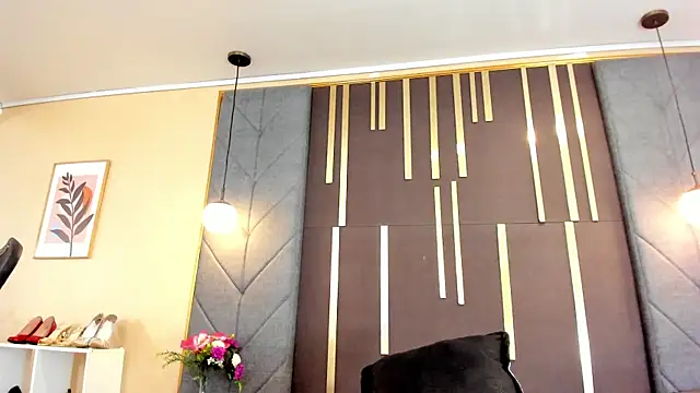OliviGrace online show from April 28, 2:27 am