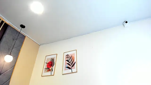 OliviGrace online show from July 28, 2:20 am