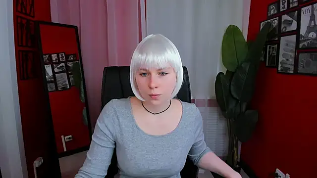 EvaCrosby online show from September 24, 10:14 am