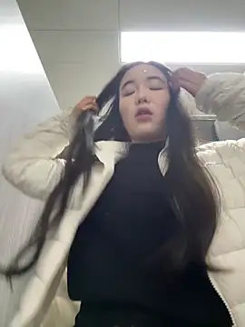 luluya1314 online show from March 17, 9:46 am