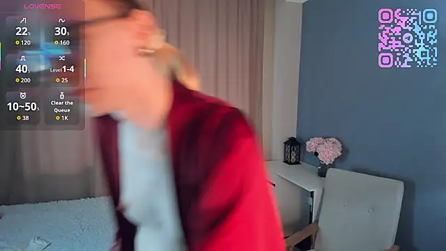 SharylSmalt online show from March 11, 2:16 am