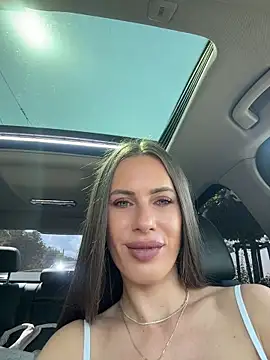  JessyRey  online show from July 6, 1:05 pm