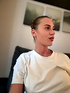  JessyRey  online show from November 17, 11:55 am