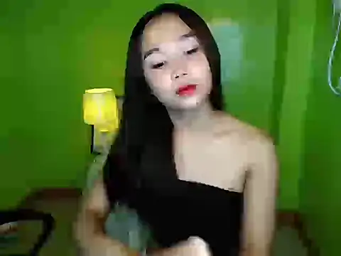 SultryCyraFoxmore online show from April 26, 3:48 am