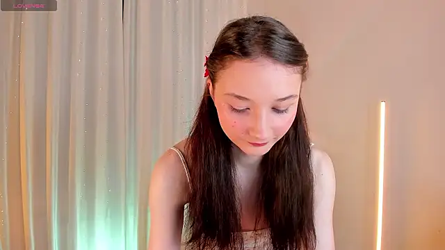 MilliMouse online show from January 14, 5:18 pm