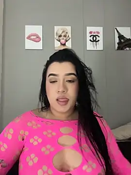 Aliciawhitee online show from June 14, 4:46 am